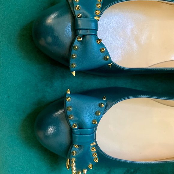 Christian Louboutin flat - Picture 6 of 6